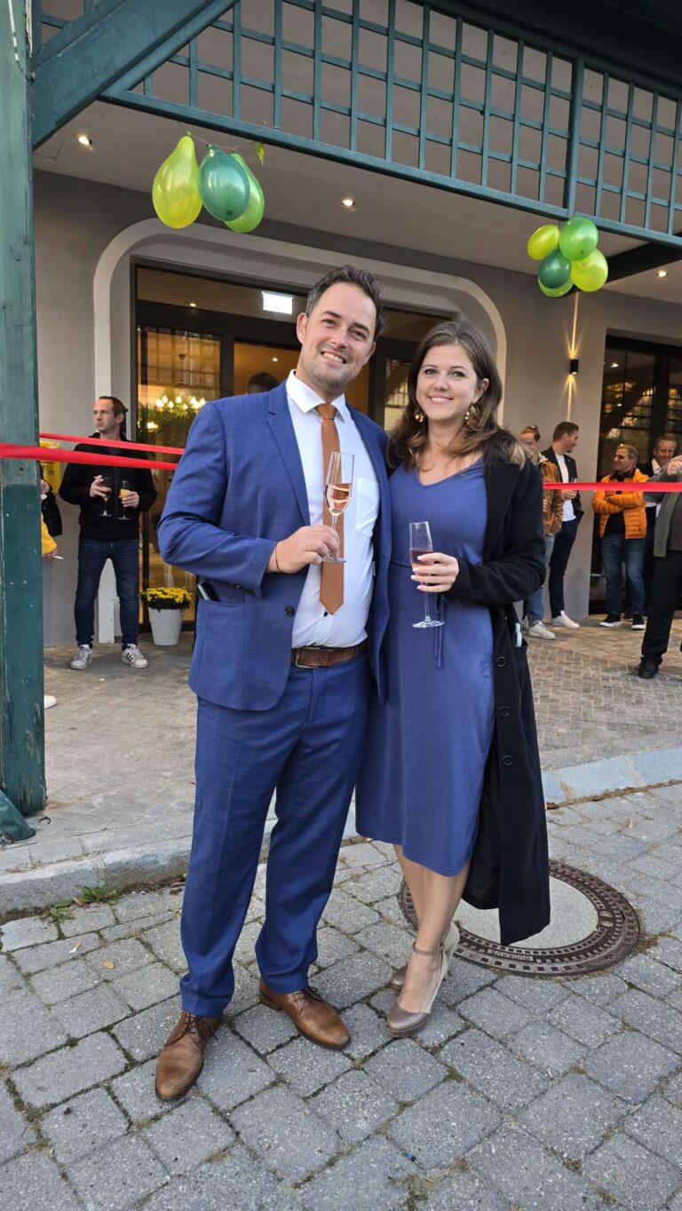 3307b7e4-c4d8-4c52-8f1c-b8db8e10987e