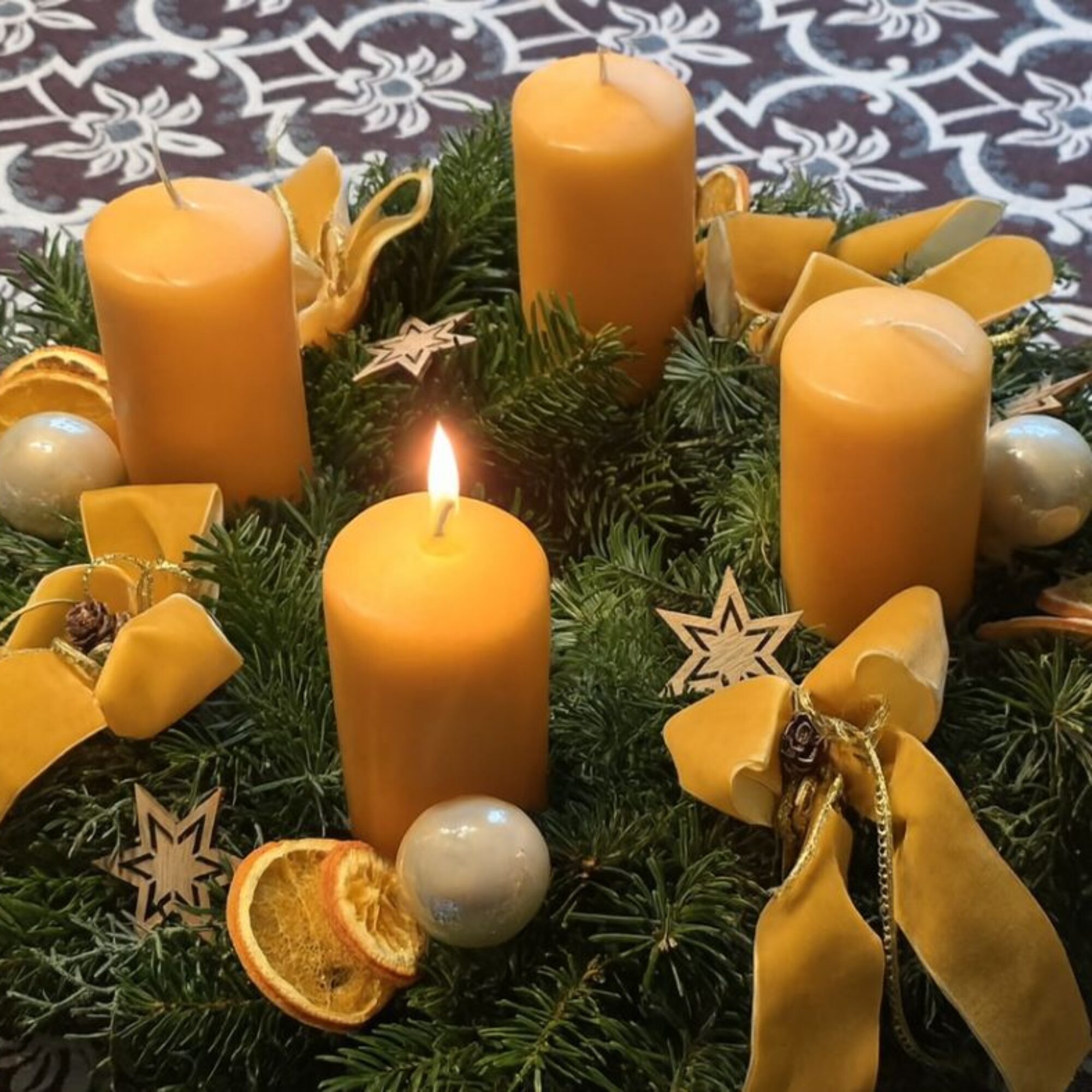 Ein schöner erster Advent – WIR7 wünscht euch eine besinnliche Adventzeit.