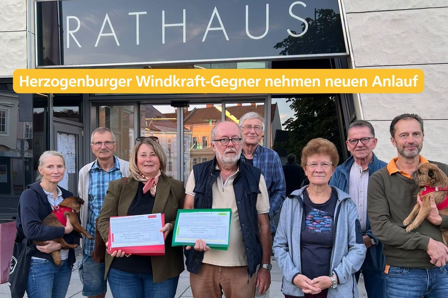 Herzogenburg: 750 Unterschriften für zwei Volksbefragungen